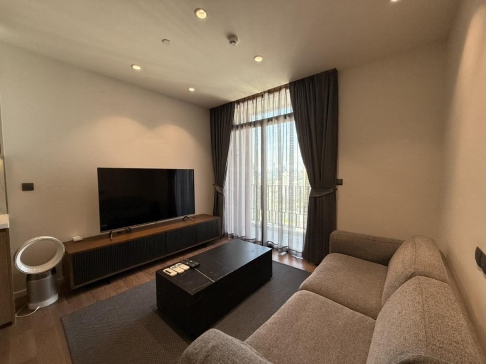 For RentCondoSukhumvit, Asoke, Thonglor : Muniq Sukhumvit 23 for Rent, PET FRIENDLY 2 Bed 2 Bath 69sqm., 75,000 THB/month