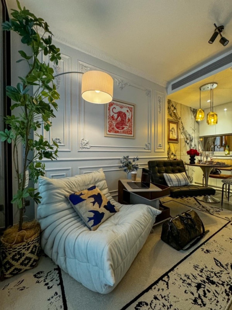 🌈Condo Finn Asoke, Sukhumvit 10, 2 bedrooms, premium grade furniture, near BTS Nana, Asoke, MRT Sukhumvit, free internet, free cleaning 2 times per month Loading...