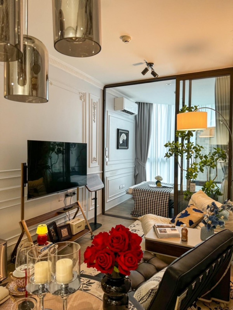 🌈Condo Finn Asoke, Sukhumvit 10, 2 bedrooms, premium grade furniture, near BTS Nana, Asoke, MRT Sukhumvit, free internet, free cleaning 2 times per month Loading...