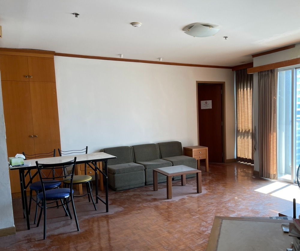 ขายคอนโดสีลม ศาลาแดง บางรัก : ขาย ห้องคอนโด สีลม สวีท (สาทร 12)