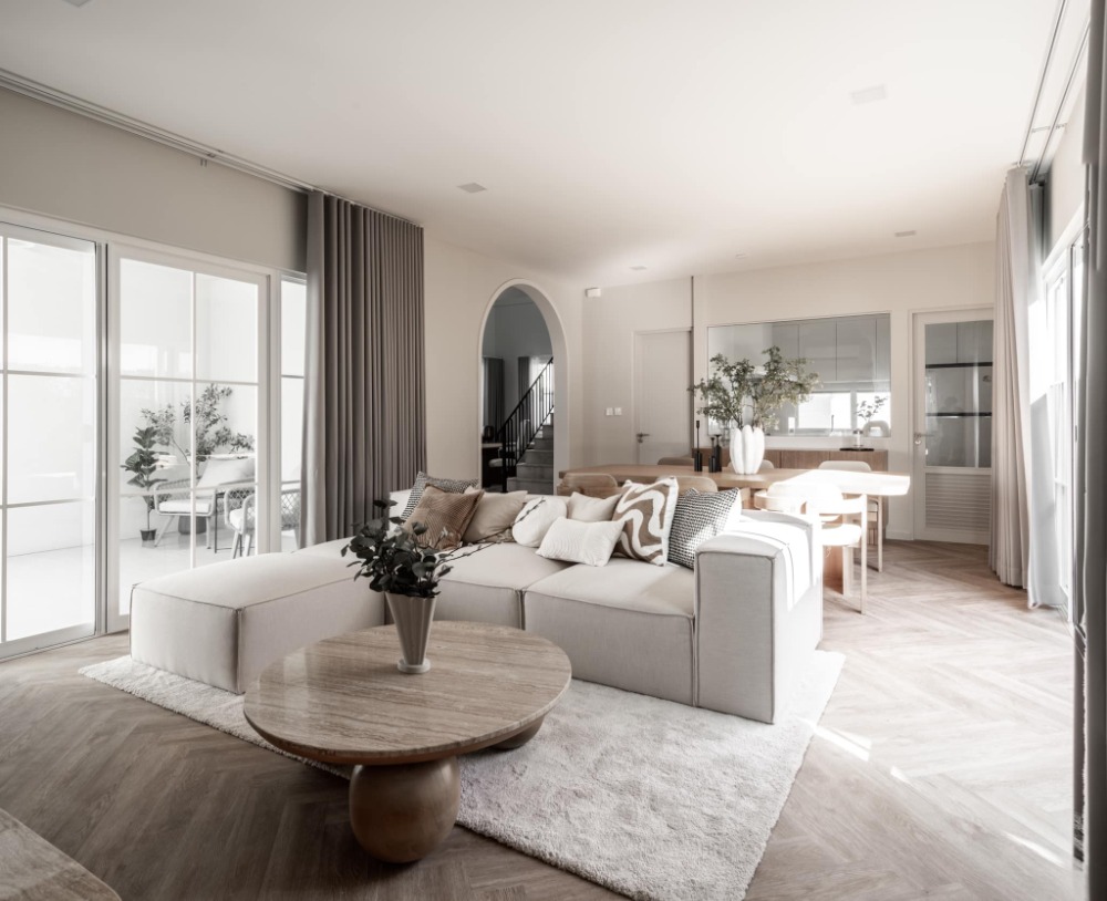 For Rent: Detached House, Villaggio 3 Srinakarin-Bangna, 4 Bedrooms /5 Bathrooms *Fully Furnished /Corner Unit* Ready to move in Loading...