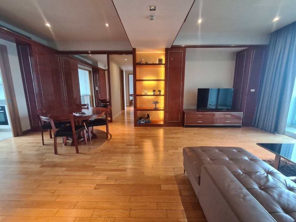 For RentCondoSukhumvit, Asoke, Thonglor : LTH11313-Millennium residence FOR RENT Size 144 sqm. 3 beds 3 baths Near BTS Asoke Station ONLY 95K/Month