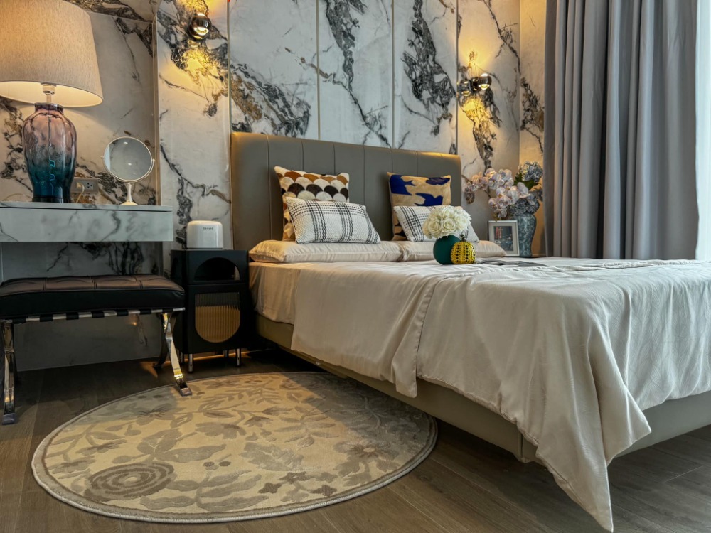 For Rent: Condo, Fynn Asoke, 1 Bedroom /1 Bathroom *Fully Furnished /Balcony & Ready to move in* Loading...