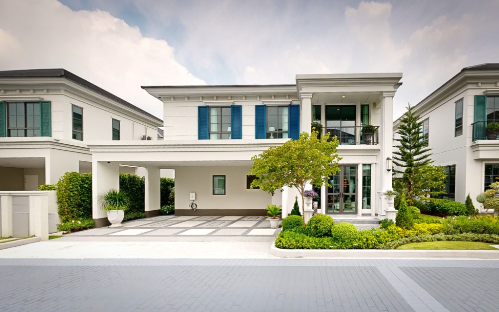 For Rent: Detached House, Setthasiri Bangna KM10, 4 Bedrooms /4 Bathrooms /2-Storey *Fully Furnished* Ready to move in Loading...