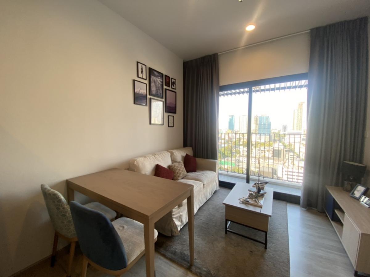 For RentCondoSukhumvit, Asoke, Thonglor : 🎁XT Ekkamai 1 bedroom 1 bathroom, beautiful view, XT Ekkamai, fully furnished, good location on Ekkamai Road, near Thonglor, many restaurants, near supermarkets, interested in booking quickly.