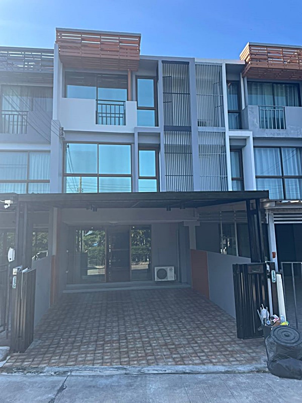 For SaleTownhomeMin Buri, Romklao : Townhouse for sale, Khlong Sam Wa, Suea Khlong Nueng Road