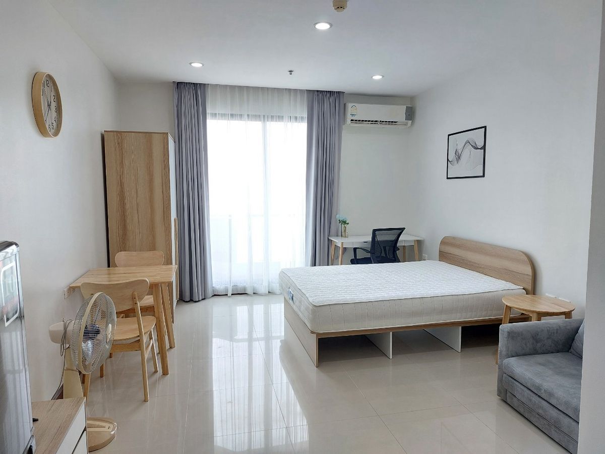 ✨The owner is renting it out himself✨The cheapest price!! Newly renovated room, brand new furniture🎉🎉 Loading...