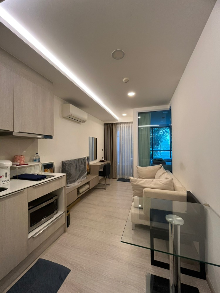 ให้เช่าคอนโดสุขุมวิท อโศก ทองหล่อ : ปล่อยเช่า Vtara Sukhumvit 36 วิวสวน แต่งสวย สภาพห้องดีมาก