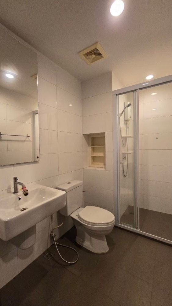 ให้เช่าคอนโด 2ห้องนอน เดอะ เบส ไฮท์ มิตรภาพ - ขอนแก่น ติดเซ็นทรัล Loading...