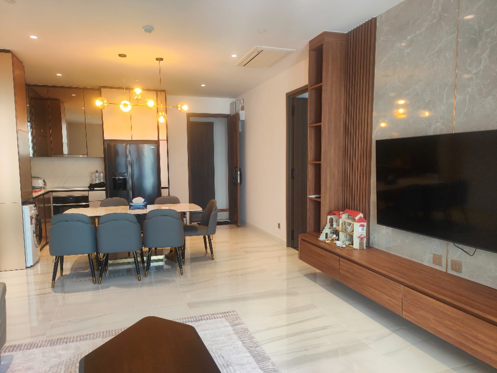 For rent Supalai Icon Sathorn, only 600 m. from MRT Silom, BTS Sala Daeng, in the heart of Sathorn, Silom, size 100 sq m., corner room, 3 bedrooms, 2 bathrooms, ready to move in, 120,000 / month, interested call 097 - 465 5644 T.C HOME Loading...