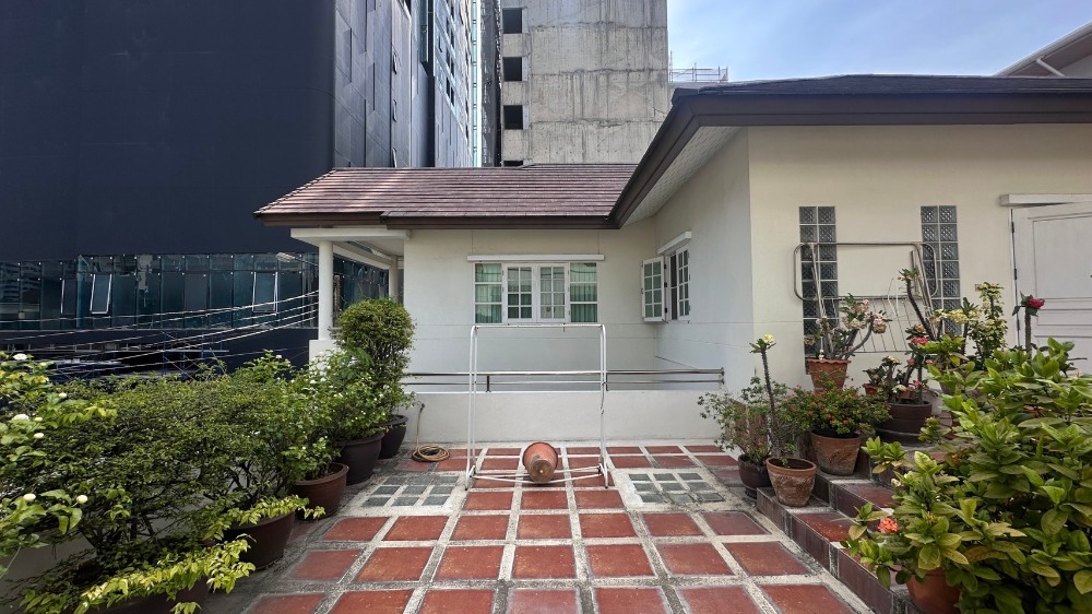 For SaleHouseSukhumvit, Asoke, Thonglor : 🏡 Selling a great value single house, Sukhumvit 63 - Prime location in the heart of the city 🏡