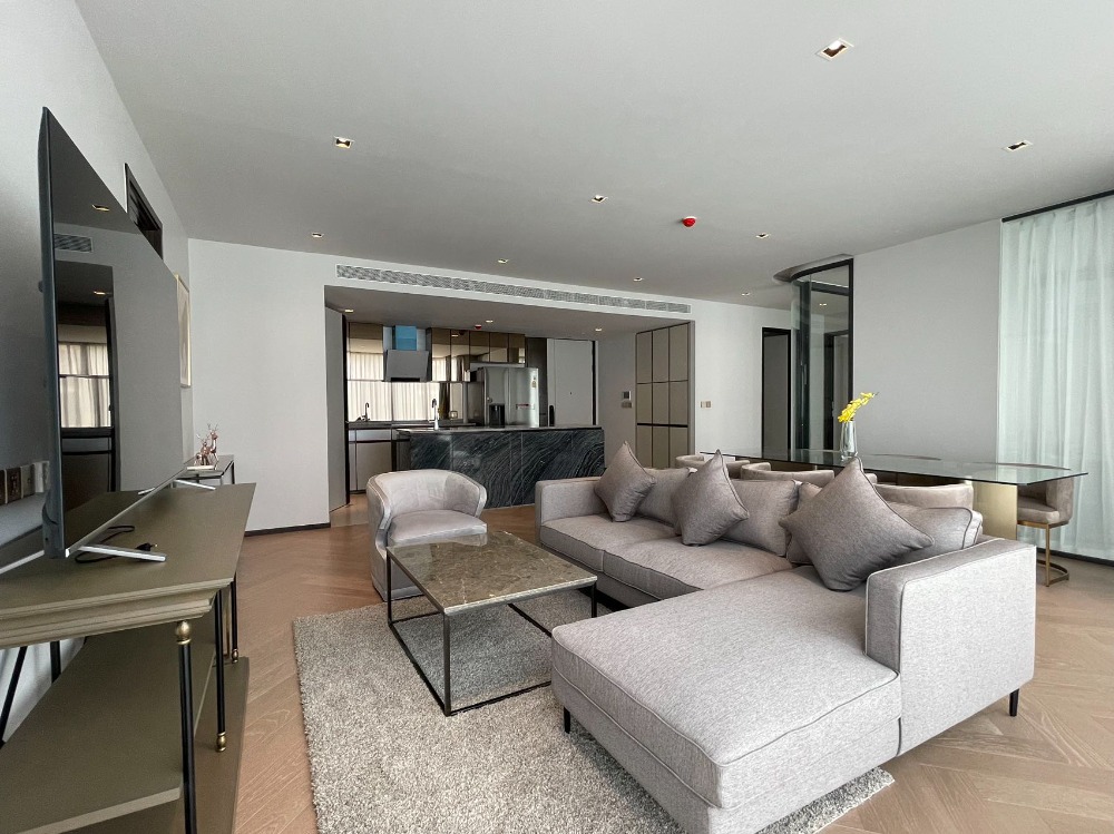 ✅Penthouse•3 Bedrooms• 4 Bathrooms • Ultra pool view Loading...