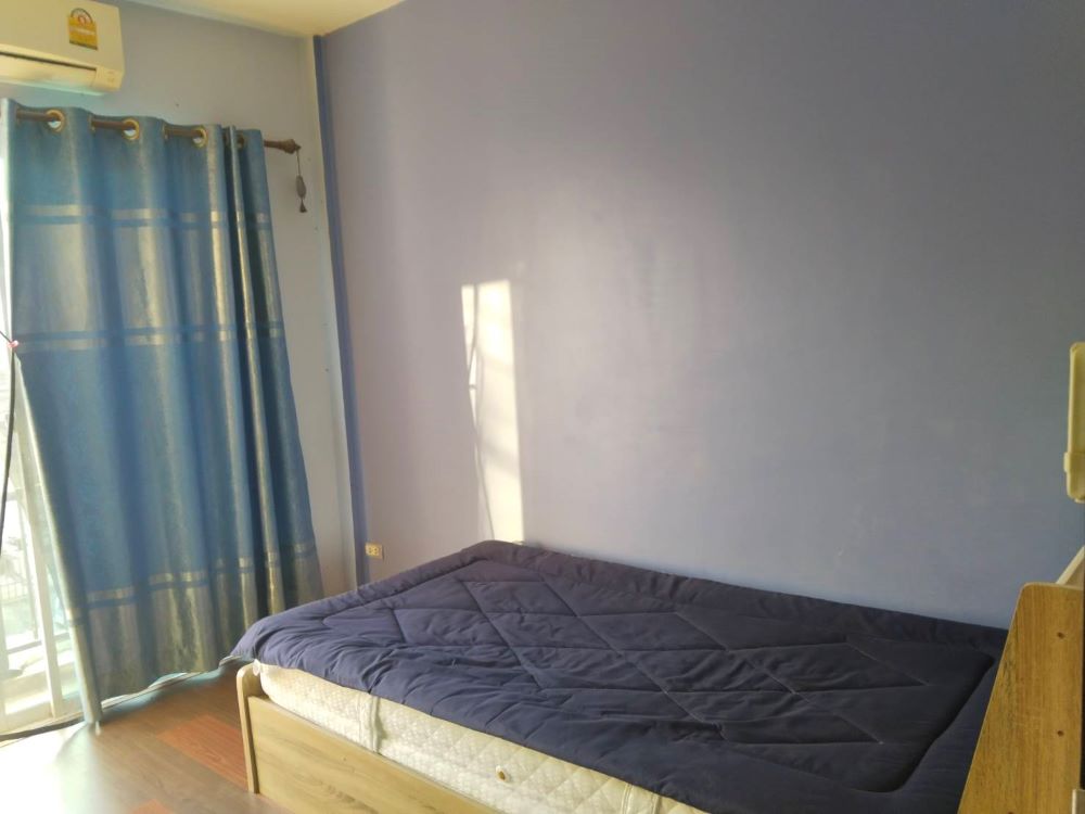 For sale: 2-storey townhouse, Supalai Bella, Wongwaen-Lam Luk Ka, Khlong 4, near the Green Line, Khlong 4 Station, for sale with tenants (owner sells himself) Loading...