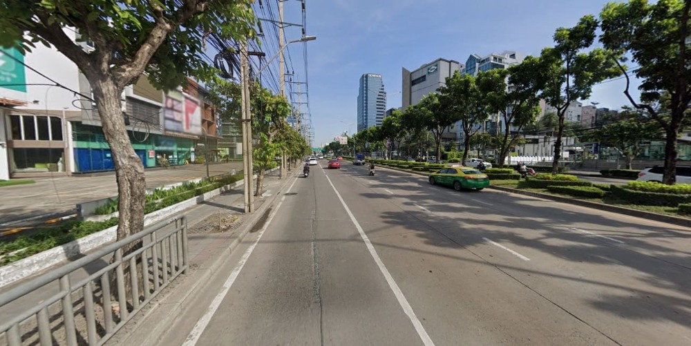 For sale: vacant land, almost 300 square meters, in Soi Lat Phrao 18! Loading...