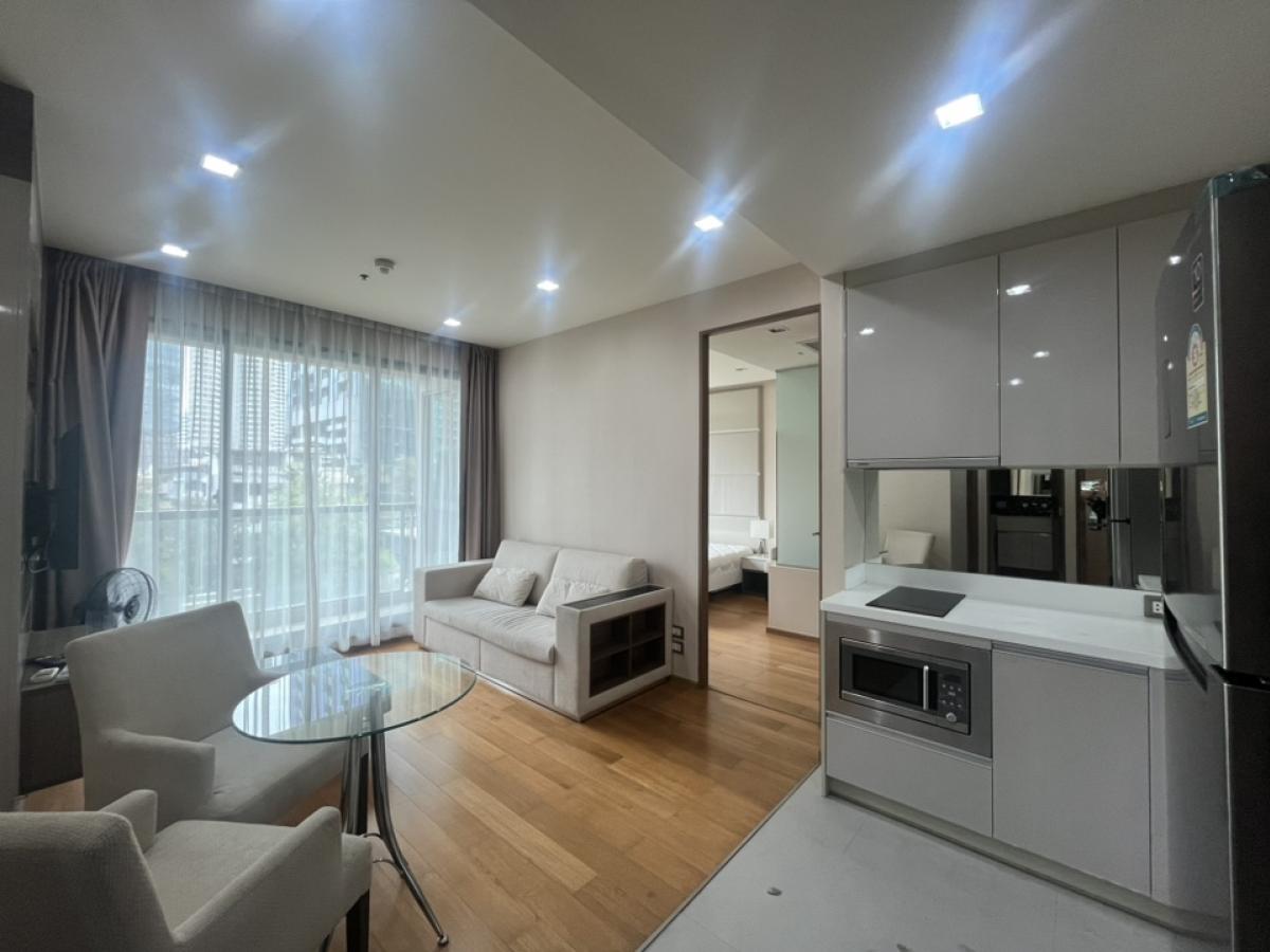 For RentCondoSathorn, Narathiwat : Condo for rent, 2-Bedroom suite at the Address Sathorn near BTS Saint Louis and Chong Nonsi