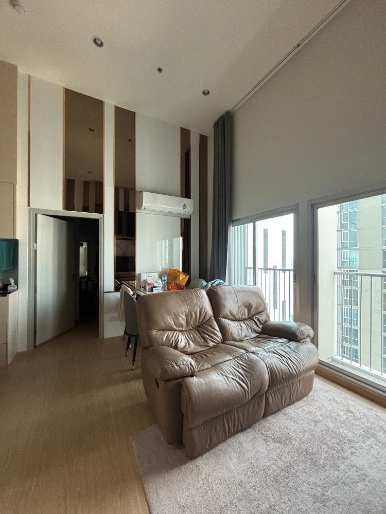 For RentCondoRatchadapisek, Huaikwang, Suttisan : ⭐️ Noble Revolve Ratchada 1 ⭐️ 2 bedrooms, 2 bathrooms, 51.61 sq m., 38th floor, fully decorated, using quality materials, ready to move in