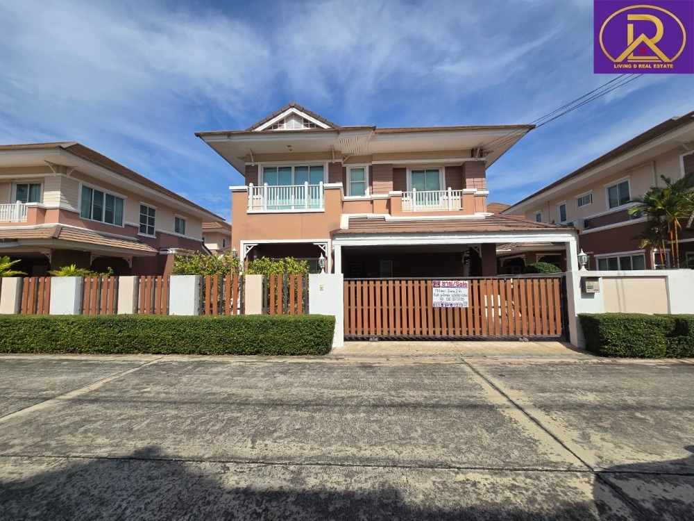 For SaleHousePattaya, Bangsaen, Chonburi : Urgent sale! 2-storey detached house, Grand Manirin Village, Sam Muk-Bangsaen, beautifully built-in throughout the house, with Type C solar cells, Saensuk Subdistrict, Mueang Chonburi District, Chonburi Province