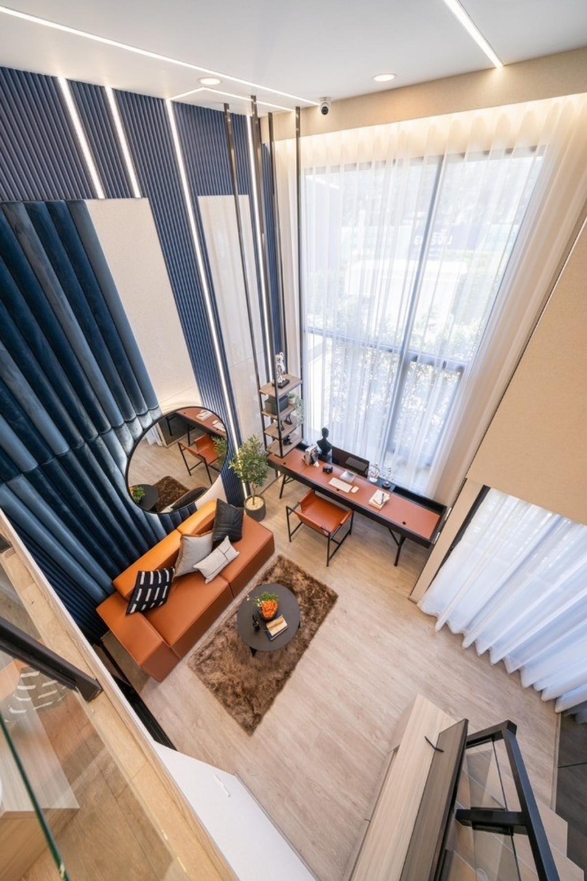 Condo 0 m. BTS Sai Lod, ready to move in, Duplex room (same price as the Presale), pets allowed, Origin Plug & Play, Sai Lod Station Loading...