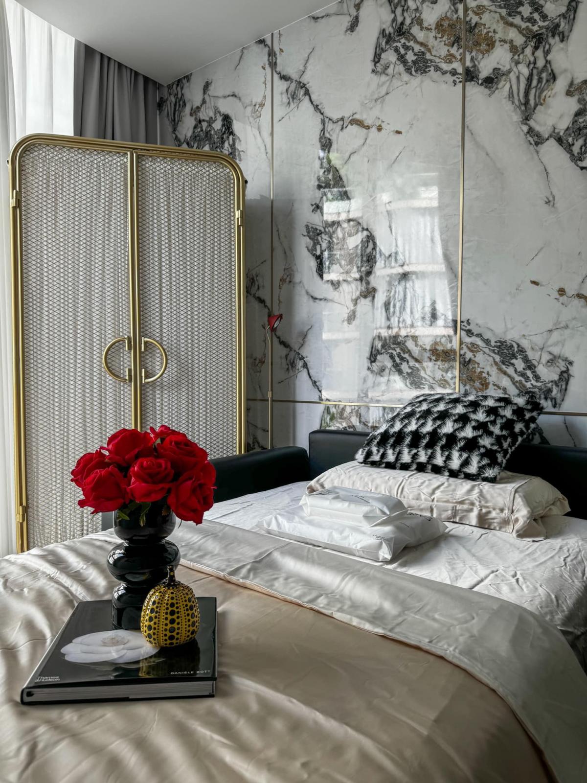 For RentCondoSukhumvit, Asoke, Thonglor : For rent: Finn Asoke Sukhumvit Soi 10✨ Fully furnished room, ready to move in, premium furniture ✨