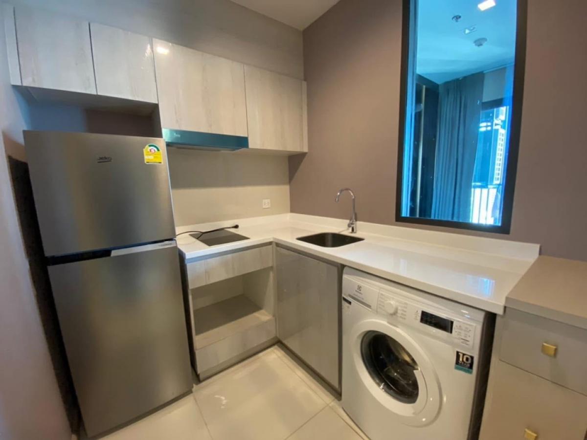 For RentCondoWitthayu, Chidlom, Langsuan, Ploenchit : 🔥Life One Wireless is very new. The best price in this area and book now 🔥