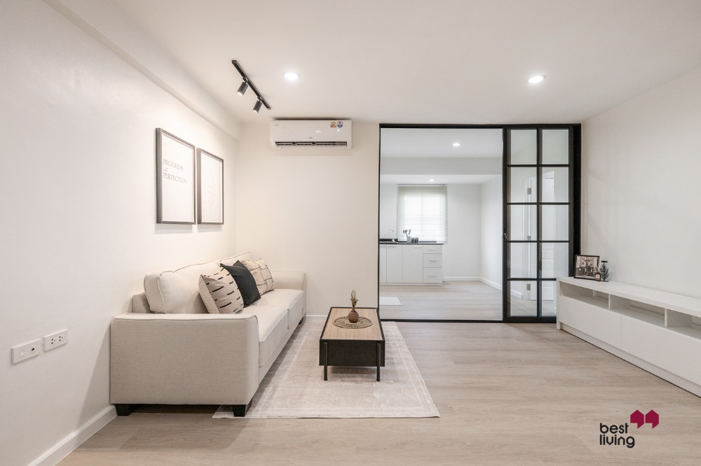 ขายคอนโดรัชดา ห้วยขวาง : ห้องใหญ่จุกๆ 66ตรม‼️ทำเลทอง เชื่อมถนนรัชดา-ประชาอุทิศ, 𝟮 นอน แยกสัดส่วน มีห้องครัว-นั่งเล่น