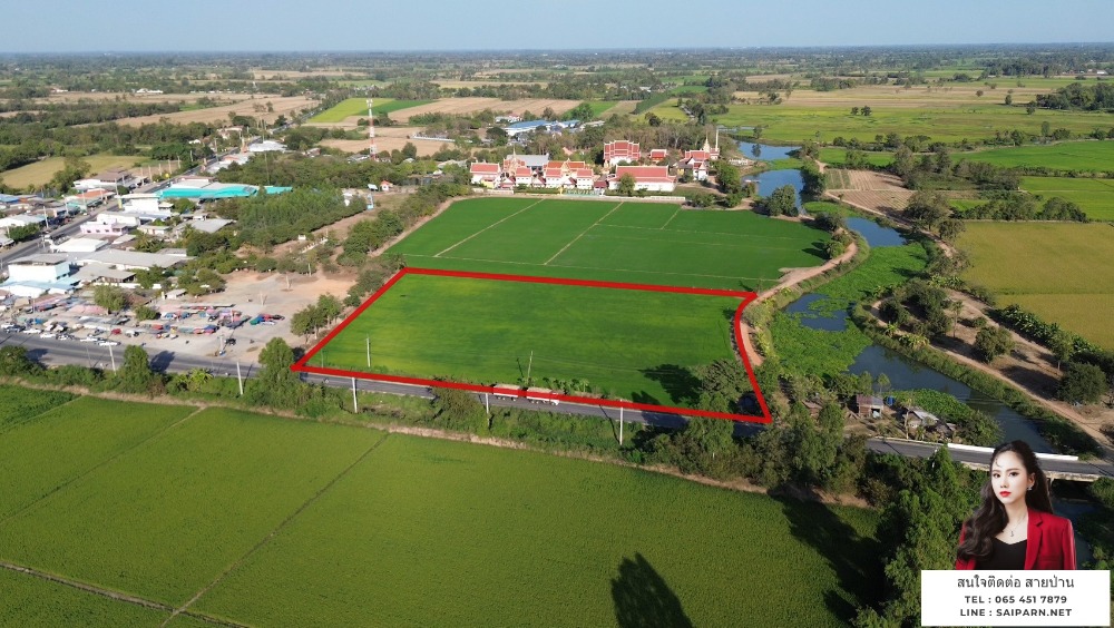 For SaleLandNakhon Sawan : Land for sale 9 rai 1 ngan 50 sq.w., Nakhon Sawan - next to the highway near the market