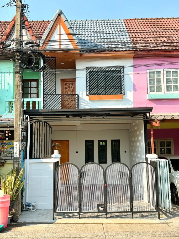 ขายทาวน์โฮมมีนบุรี-ร่มเกล้า : ขายบ้าน มือสอง พร้อมอยู่ หมู่บ้านสินทอง ร่มเกล้า แอร์พอตลิ้งค์ ลาดกระบัง สนามบินสุวรรณภูมิ สุวินทวงศ์ หนองจอก ฉลองกรุง คลองสามประเวศ เทคนิคกาญจนาภิเษก รามคำแหง คู่ขนานมอเตอร์เวย์ พัฒนาชนบท3 กรุงเทพกรีฑาตัดใหม่ เกษมบัณฑิต