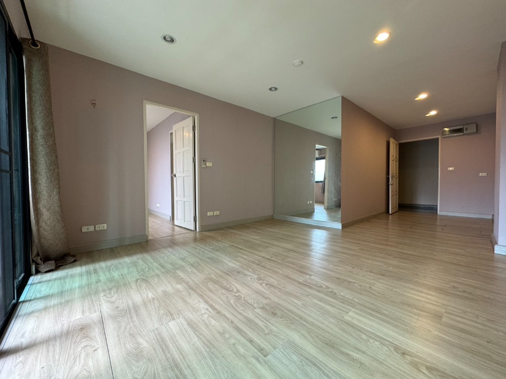 For SaleCondoRama9, Petchburi, RCA : Brighton Place, Rama 9, Phetchaburi, RCA Din Daeng, Khlong Tan Research Center