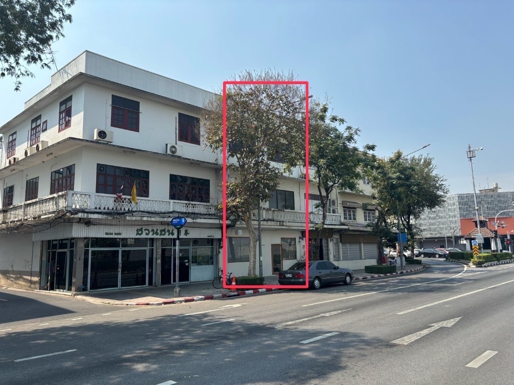 For RentShop HousePinklao, Charansanitwong : ✨ Rent a 3rd floor commercial building, 4 beds on the main road near Chalermprakiet Park, Rama 9 (Nang Nang Loeng Racecourse) with