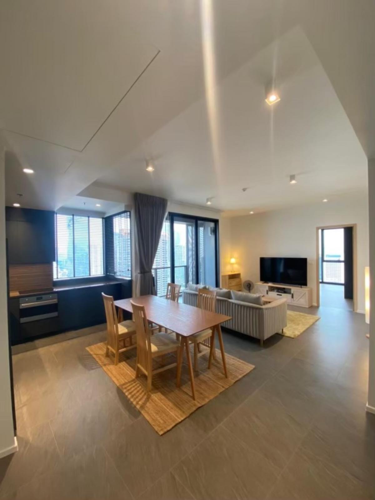 For RentCondoSilom, Saladaeng, Bangrak : 2 Br Simplex Availble ✅