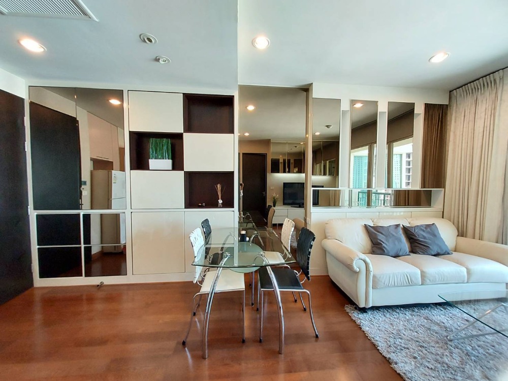 For RentCondoWitthayu, Chidlom, Langsuan, Ploenchit : For rent condo The Address chidlom 1 Bed (S15-33272)
