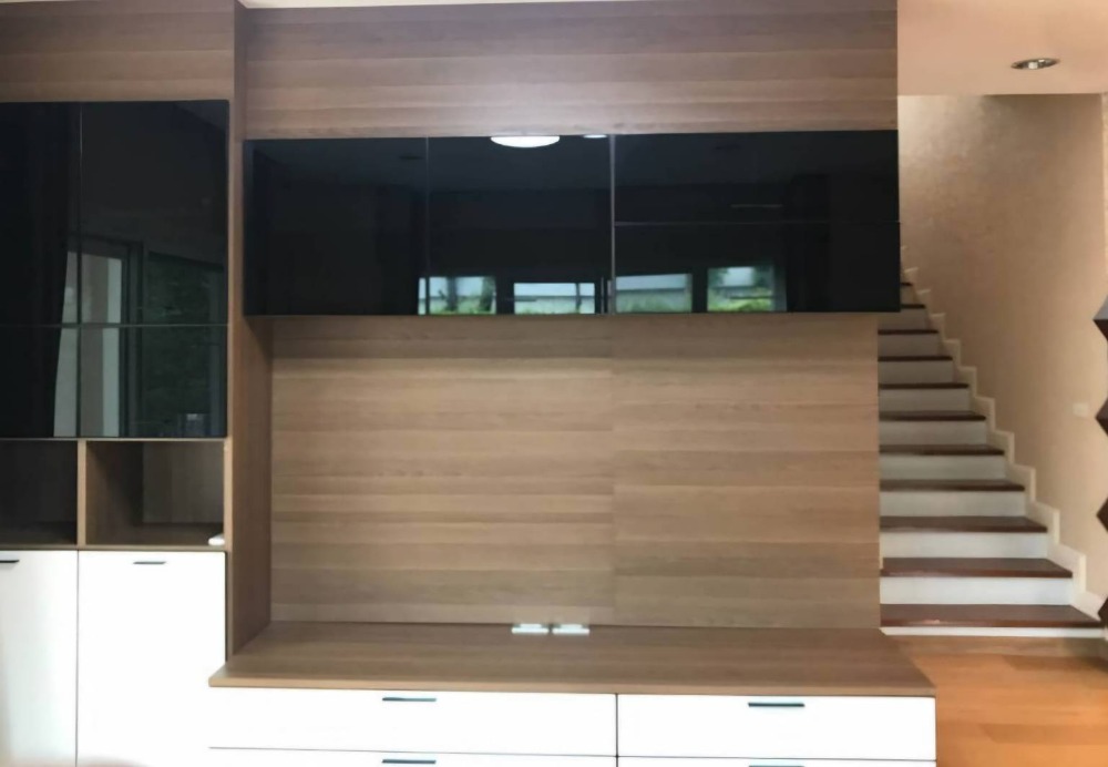 For Rent!! 2-Storey Detached House at THE CENTRO Sukhumvit 113, 181 sqm. 3 Bedroom 3 Bathroom located near BTS Bearing, Mega Bangna / Srinakarin Loading...