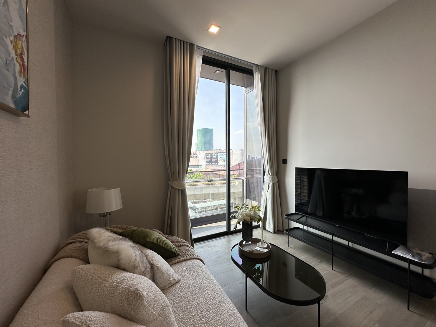 For RentCondoLadprao, Central Ladprao : Rent 2 bedrooms, size 50 square meters, complete decoration, ready to move in