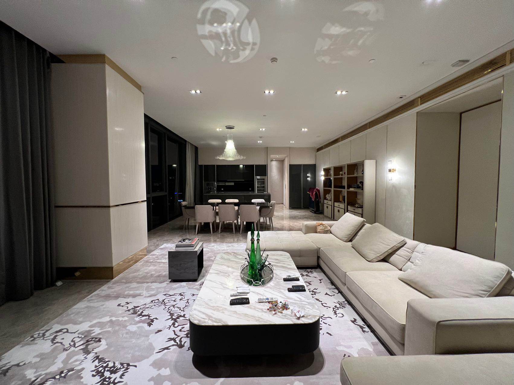 For RentCondoSukhumvit, Asoke, Thonglor : FOR ((RENT)) PRICE 700,000. - CONDO MARQUE SUKHUMVIT 39- 3 BEDS 4 BATHS, 45th, 297 SQ.M. ( Penthouse )