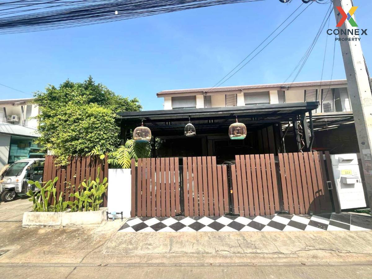 For SaleTownhomePathum Thani,Rangsit, Thammasat : For Sale Townhouse/Townhome  , Baan Pruksa Prime 115 (Rangsit-Klong 3) , corner unit , wide frontage , Khlong Sam , khlong Luang , Pathum Thani , CX-117301