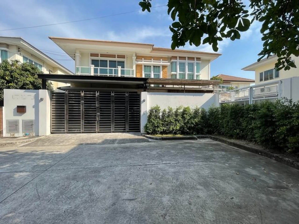 For RentHouseSamut Prakan,Samrong : HR2290 House for rent, Leoni OTO Srinakarin project, near Thai Watsadu Srinakarin, convenient location