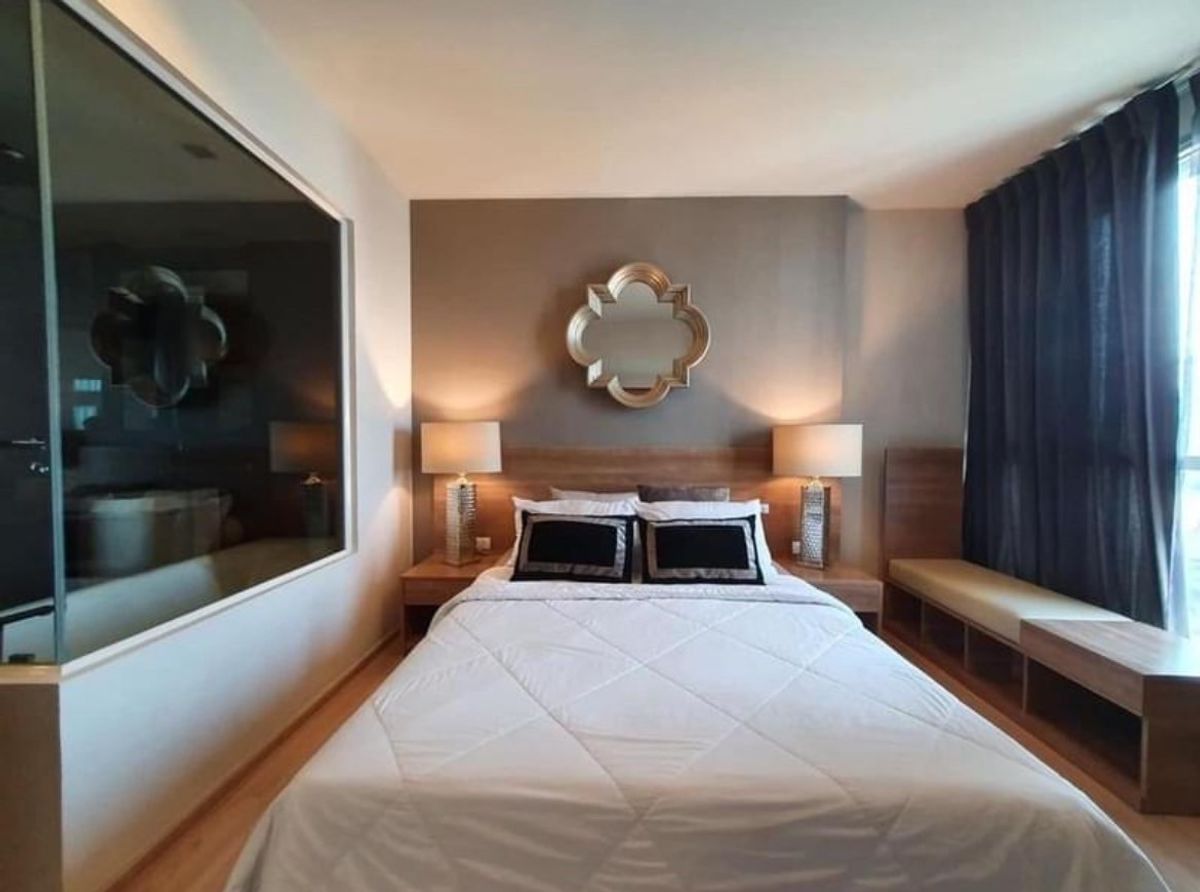 For RentCondoSathorn, Narathiwat : 8829♛ Rent 1 Bedroom ♙ Ritum Sathorn ♜BTS Saphan Taksin ∞099-5919653,065-9423251🜲Line@surresidence