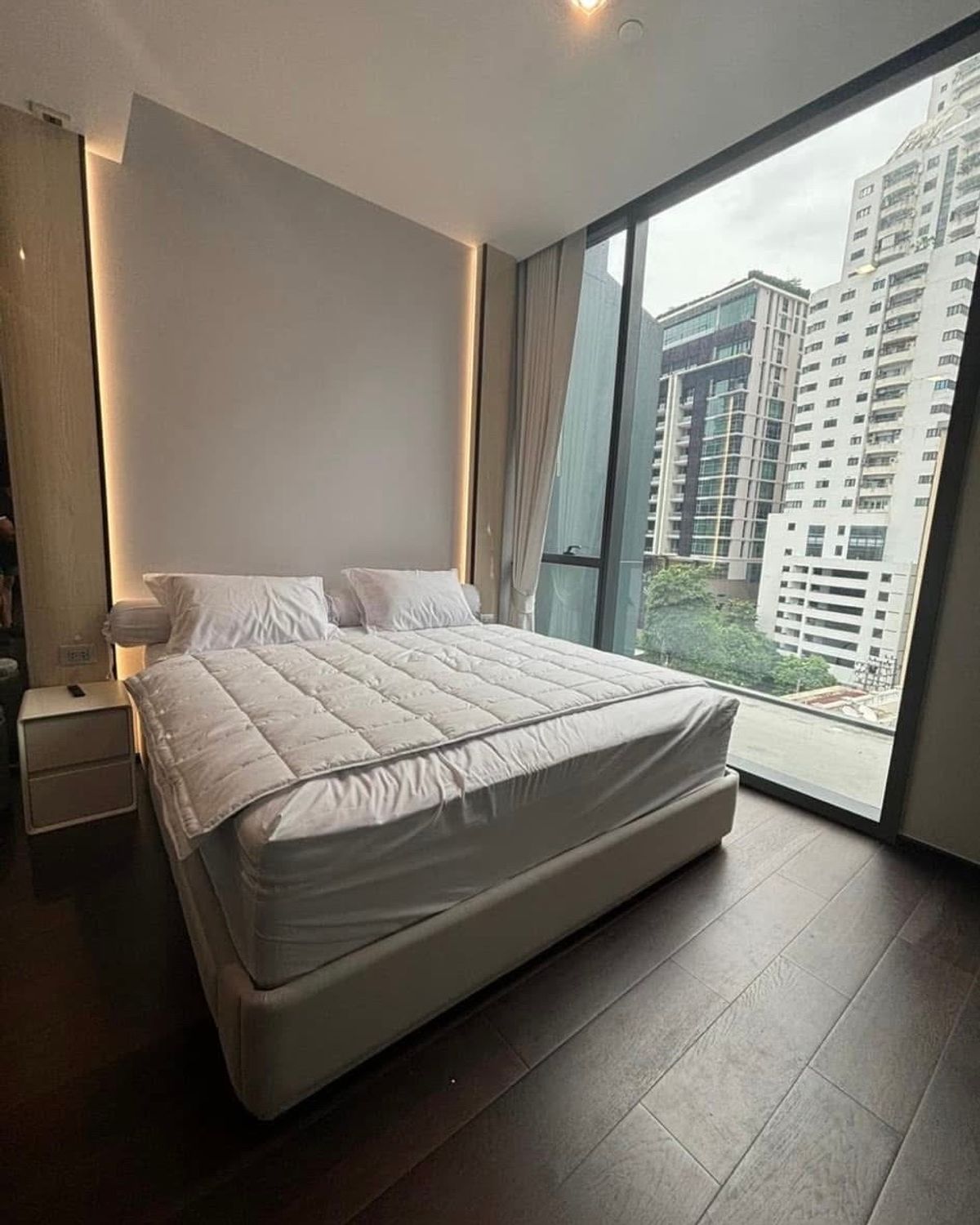ให้เช่าคอนโดสุขุมวิท อโศก ทองหล่อ : Luxury Condo Laviq sukhumvit57 , 1bed 1bath Special price, book now