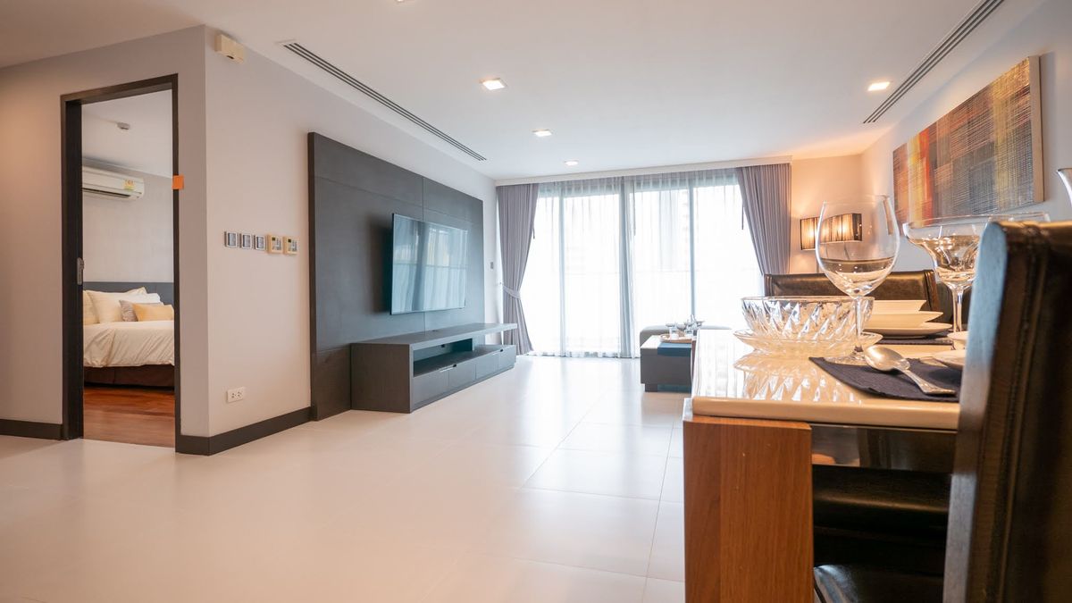 ให้เช่าคอนโดสุขุมวิท อโศก ทองหล่อ : ให้เช่า The Klasse Residence ราคา 120,000 บาท [KOr250301]