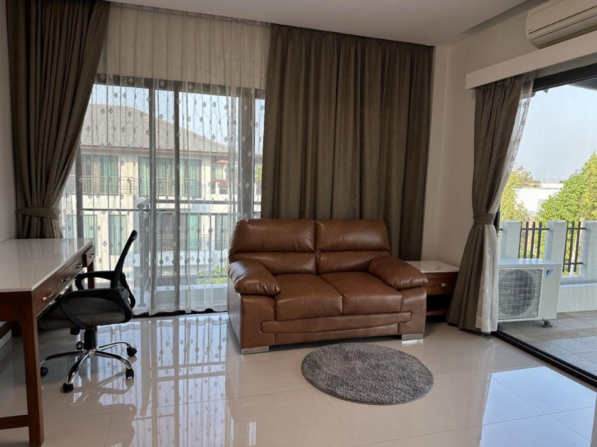 Perfect Master Peach Village, Rama 9🌟 Details 🌟 200 square wah of land (a lot of space around the house Loading...