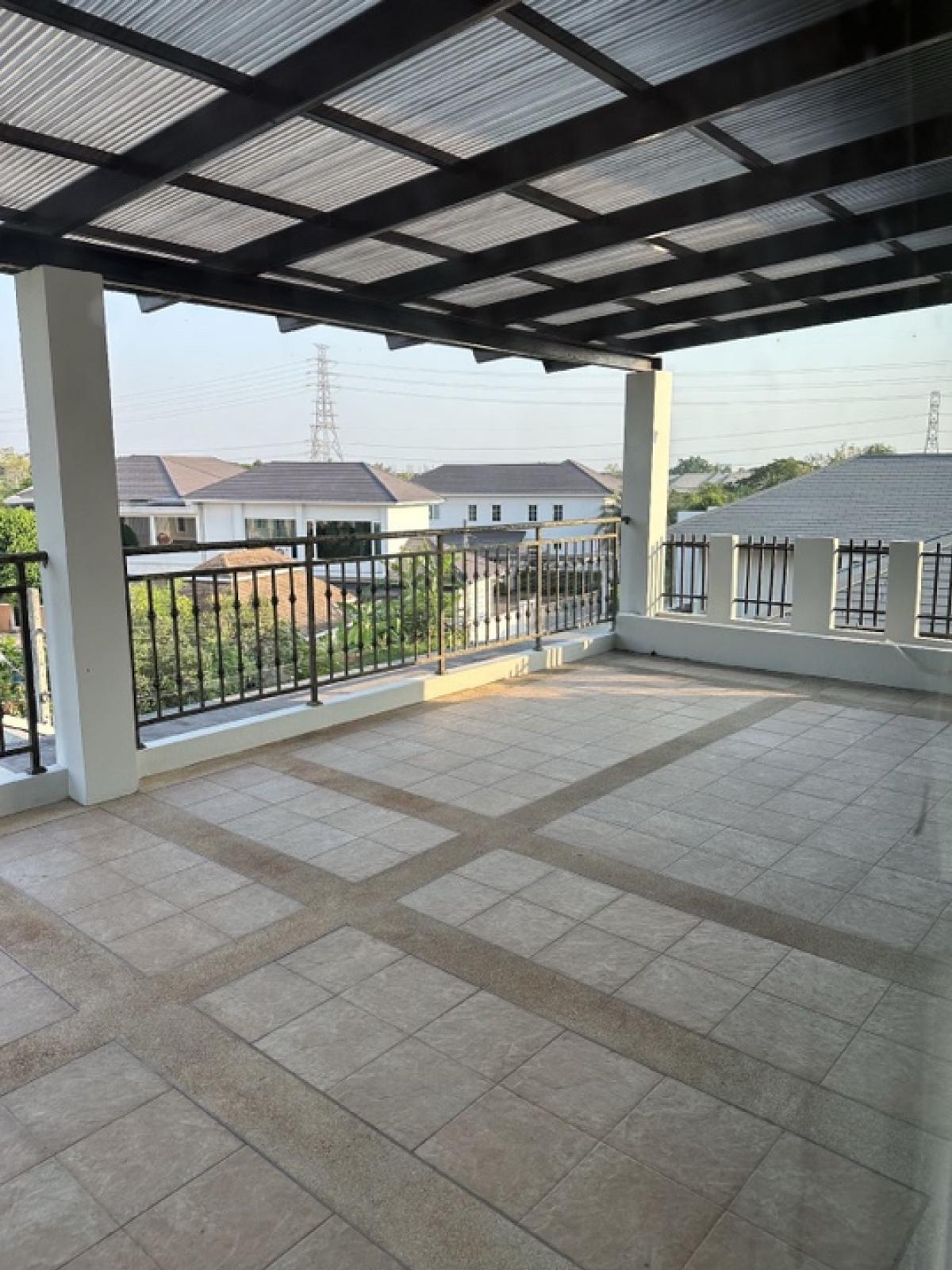 Perfect Master Peach Village, Rama 9🌟 Details 🌟 200 square wah of land (a lot of space around the house Loading...