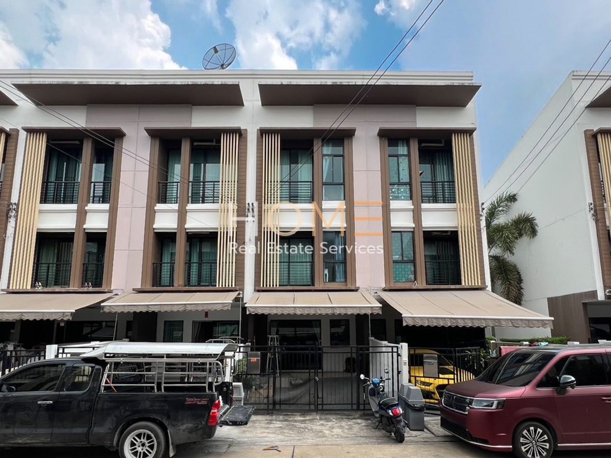 For SaleTownhomeThaphra, Talat Phlu, Wutthakat : Baan Klang Mueang Kalapapruek / 3 Bedrooms (Sale), Baan Klang Muang Kalpapruek / 3 Bedrooms (For Sale) PUP502