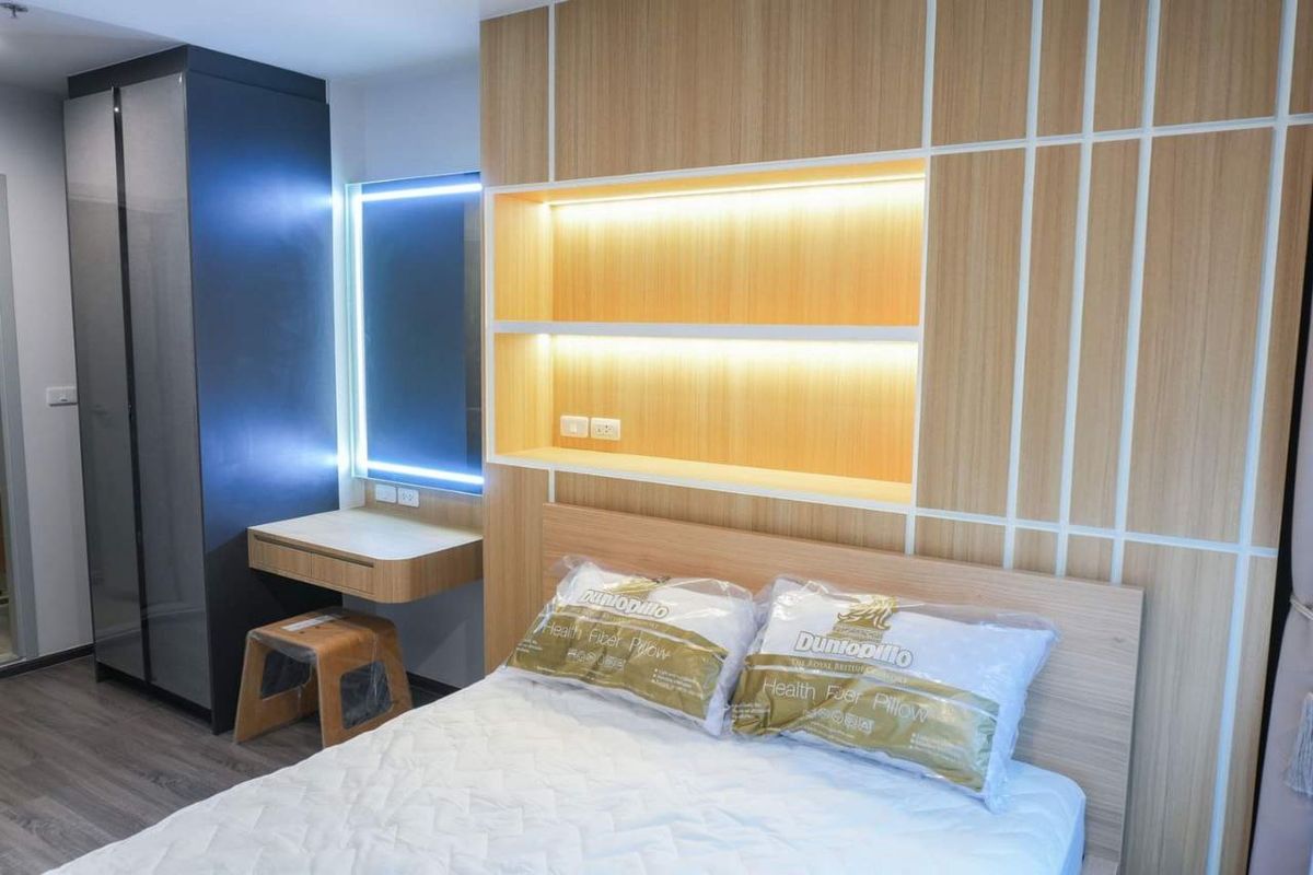 For RentCondoSiam Paragon ,Chulalongkorn,Samyan : Ideo Chula Samyan 【𝐑𝐄𝐍𝐓】 🔥  Experience the elegance, a minimal style, warm with wood tones. Focus on the perfect function. 🔥 Contact LINE ID: @hacondo