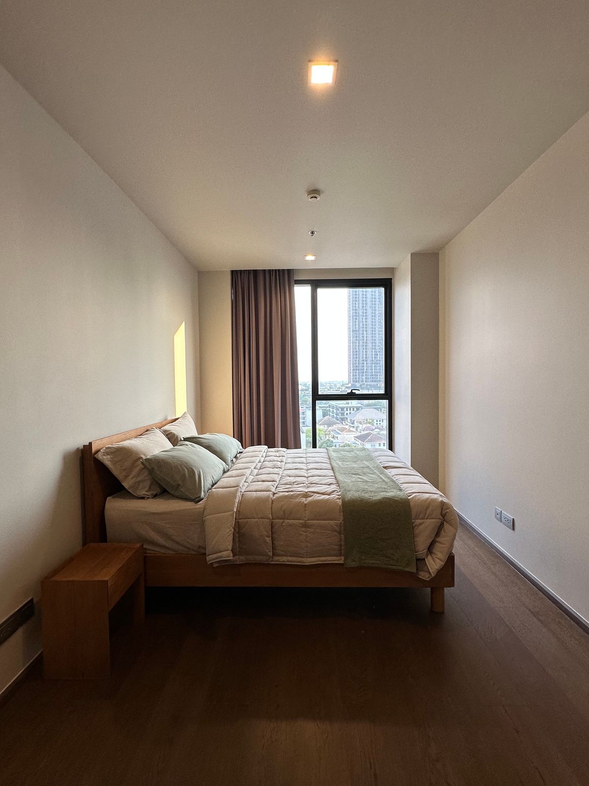 ให้เช่าคอนโดสุขุมวิท อโศก ทองหล่อ : ให้เช่า Ideo Q Sukhumvit 36 ราคา 40,000 บาท [MKr250316]