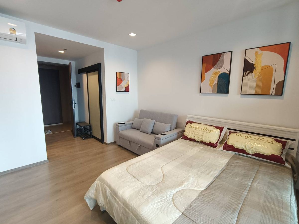 ให้เช่าคอนโดลาดพร้าว เซ็นทรัลลาดพร้าว : 🏡 ให้เช่า! คอนโดหรู เดอะ ไลน์ พหลโยธิน อาคาร B  ขนาด: 1 ห้องนอน 1 ห้องน้ำ  พื้นที่: 33 ตร.ม. แต่งครบ พร้อมเข้าอยู่! ✨ คอนโดสุดโมเดิร์น ทำเลเยี่ยม ใกล้รถไฟฟ้า ✨