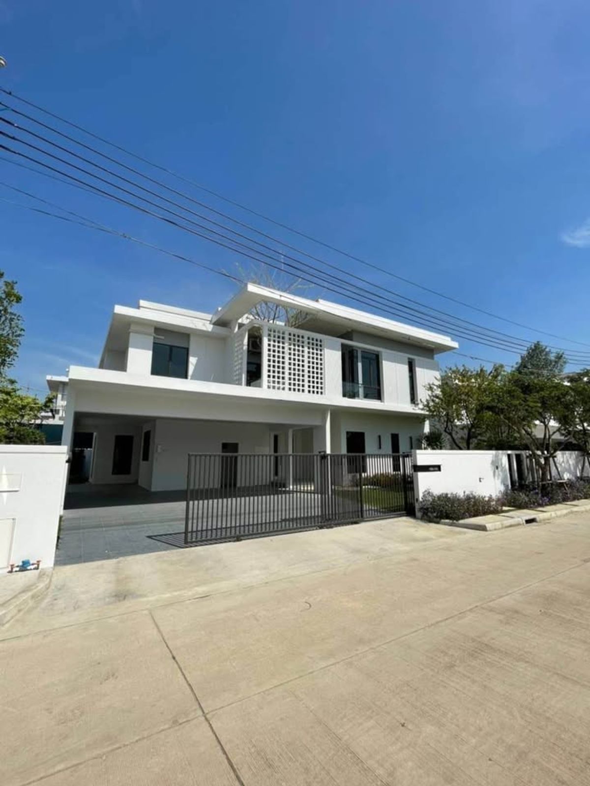 For RentHouseSamut Prakan,Samrong : 📢🏡 House for rent, Pool Villa, Manthana Km. 15 Mantana Bangna Km15