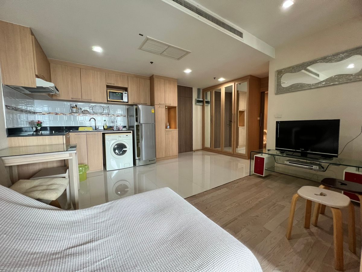 ขายคอนโดสุขุมวิท อโศก ทองหล่อ : ขาย 📌 Noble Remix Sukhumvit 36 คอนโดติด BTS ทองหล่อ 0 เมตร 1 ห้องนอน ขนาดใหญ่ นัดชมห้อง โทรเลย 065-2614622 แทมมี่