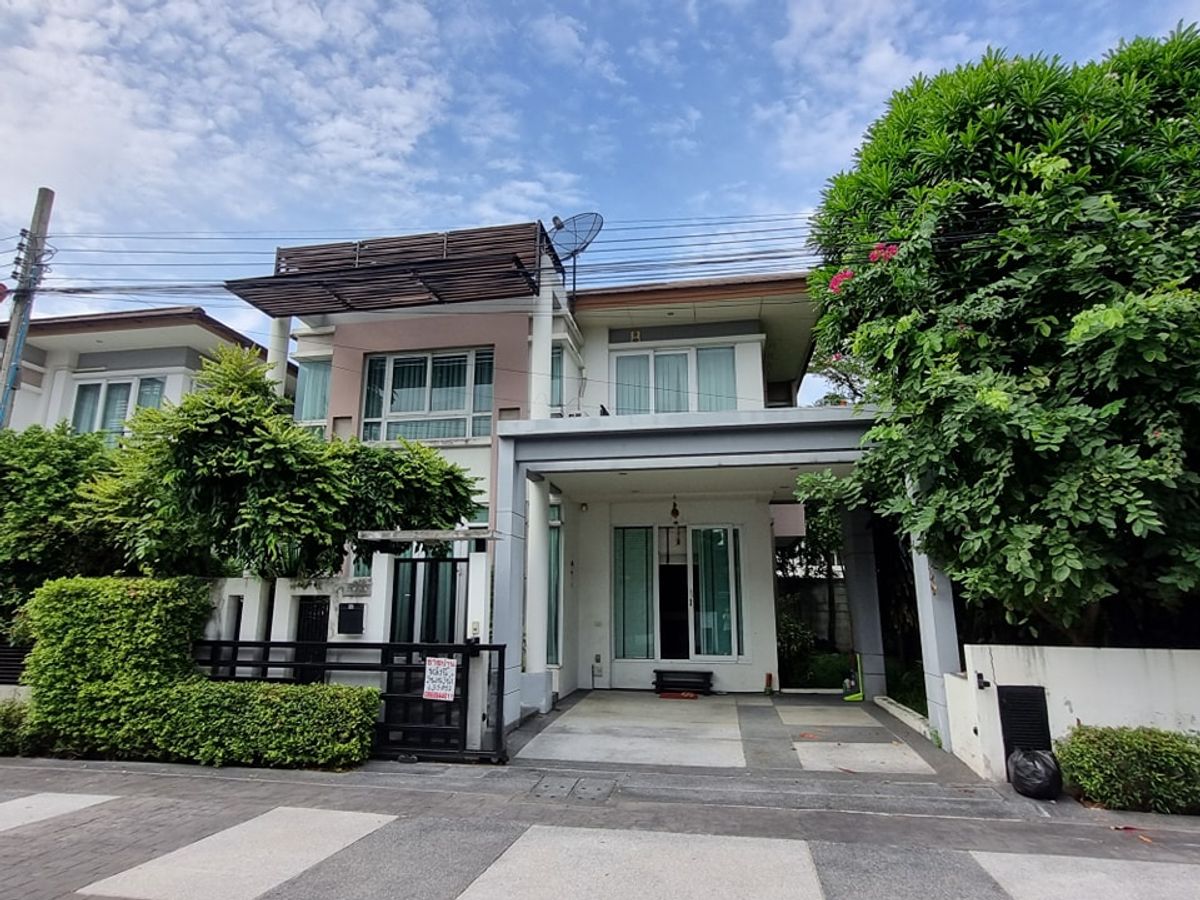 For SaleHouseLadprao, Central Ladprao : For Sale 2-storey house, 3 bedrooms The Gallery House Pattern [HV250105]