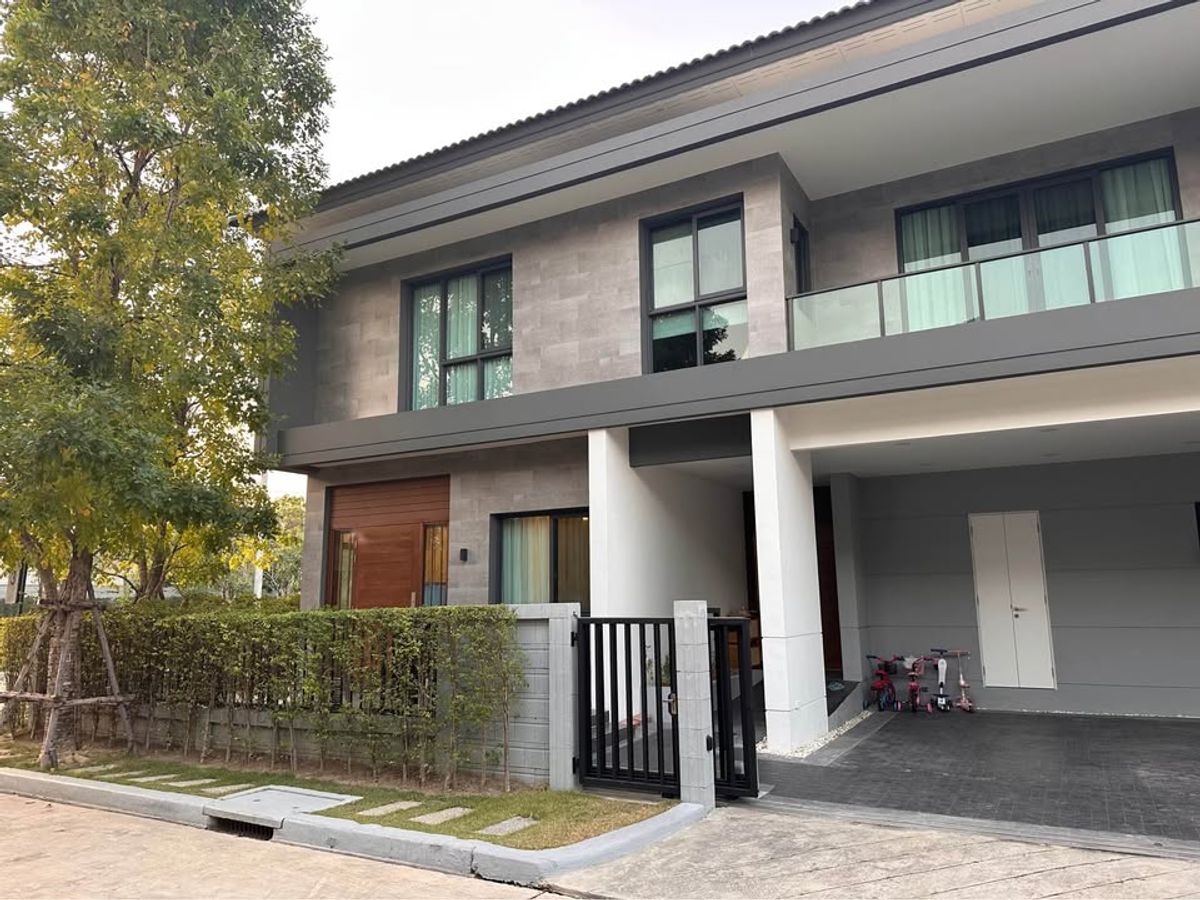 For RentTownhomeRama5, Ratchapruek, Bangkruai : Rent a single house, The City, 2 storey, beautiful house, large decorative furniture Ready to stay, convenient to travel near the special price highway only in April  
