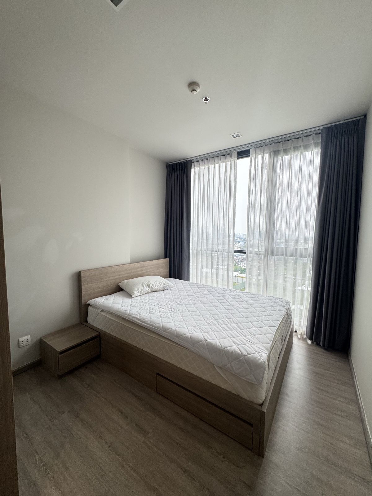 ให้เช่าคอนโดบางซื่อ วงศ์สว่าง เตาปูน : 📍 อัพเดตรูปห้องวันนี้ รอยร้าวน้อยมากกก ห้องพร้อมเข้าอยู่ค่า ✅✨